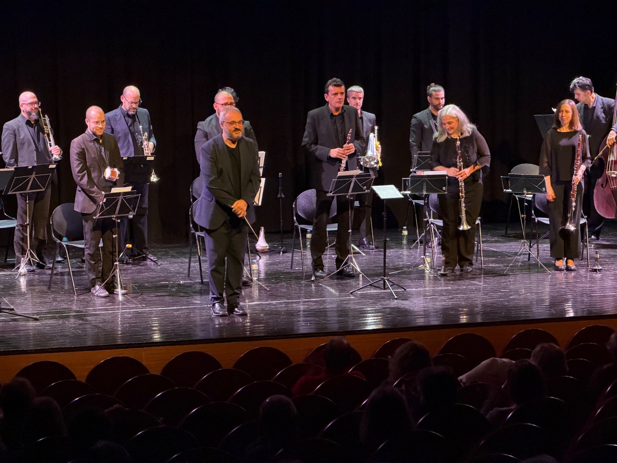 <a href="/acf_olesa/">ACF Olesa Sardanista</a> <a href="/coblaviladolesa/">Cobla Vila d’Olesa</a> 🎄 Després d’un descans, la segona part ha constat d'una selecció de cançons de Nadal i festives per començar a viure l’esperit d’aquestes dates.

📆 A la sortida, s'ha pogut adquirir el calendari de l'entitat per al 2026.