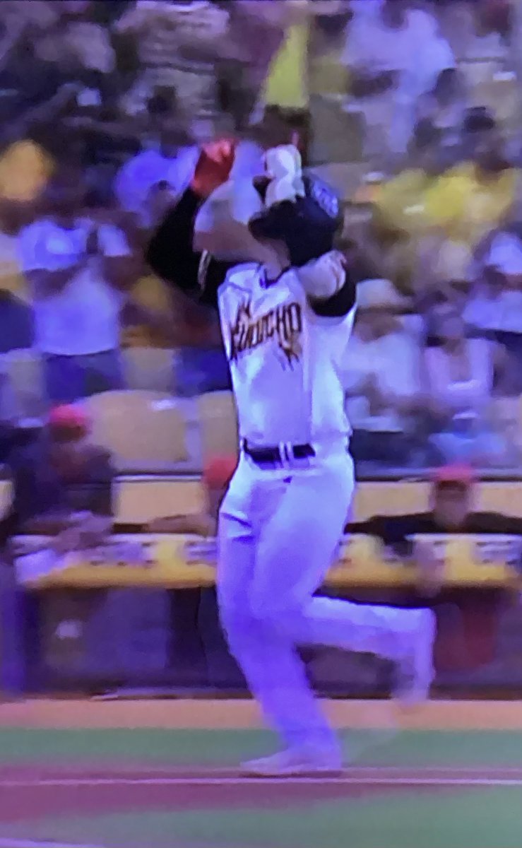 ⁦<a href="/martinezsanta26/">santana martinez</a>⁩ como debe ser..responsabilidad y justicia en sus comentarios. Y en otro orden, el importado recienarrived ya se siente orgulloso del equipo del #Cibao y #Corazonnacional ⁦<a href="/aguilascibaenas/">Águilas Cibaeñas</a>⁩