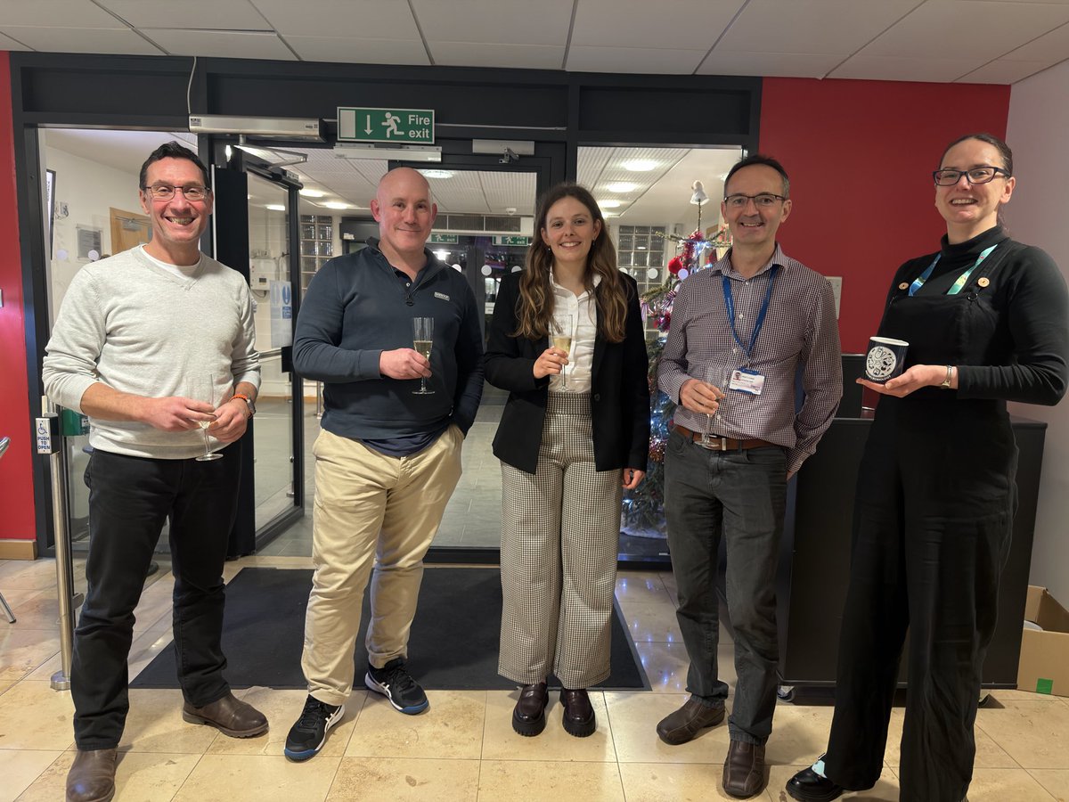 Team Perrier tweet media