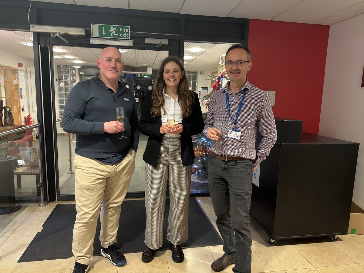 Team Perrier tweet media