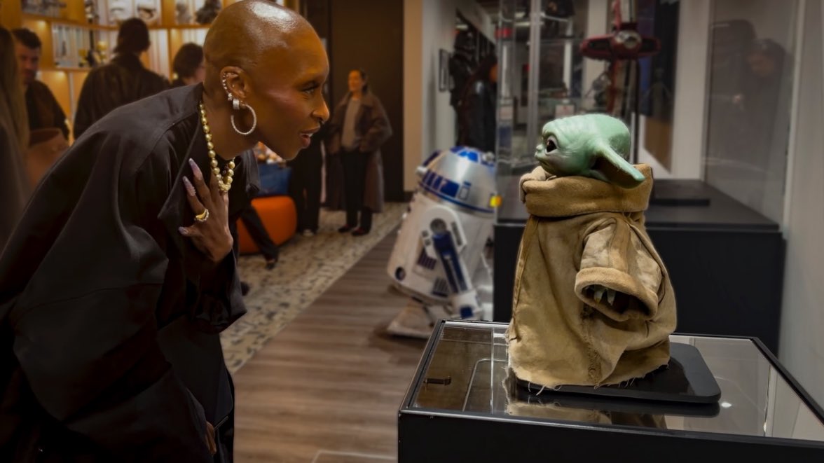 wickedcomfort's tweet image. “You’re green!”