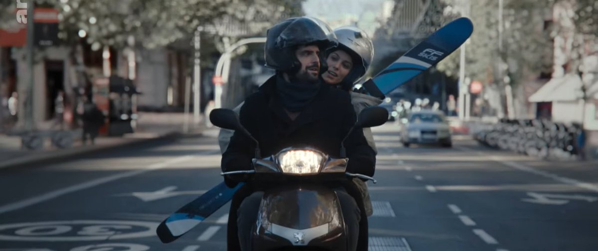 Thiboune's tweet photo. Une merveille d'émotions #LosAnosNuevos.

2015. 2025. 10 ans. 10 épisodes. Un jour. Un couple. Ana et Oscar. R.Sorogoyen parle du temps, de la vie, avec une simplicité déconcertante, laissant le temps aux scènes de se déployer, aux émotions d'infuser, aux dialogues de raisonner. https://t.co/chBHsSawp6
