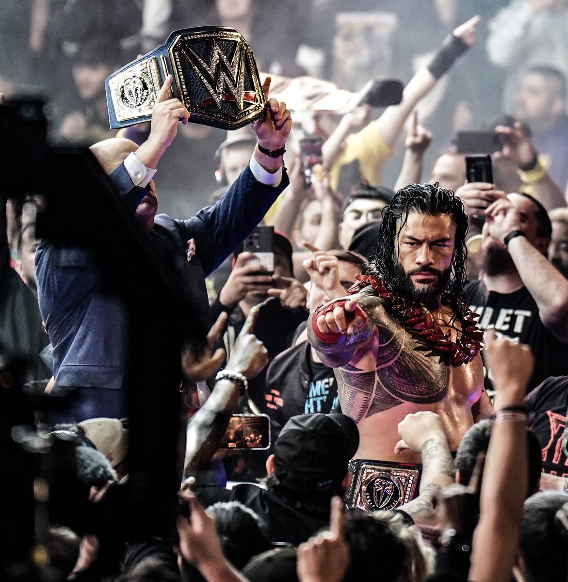 Roman's era 𓃵☝🏻 tweet media