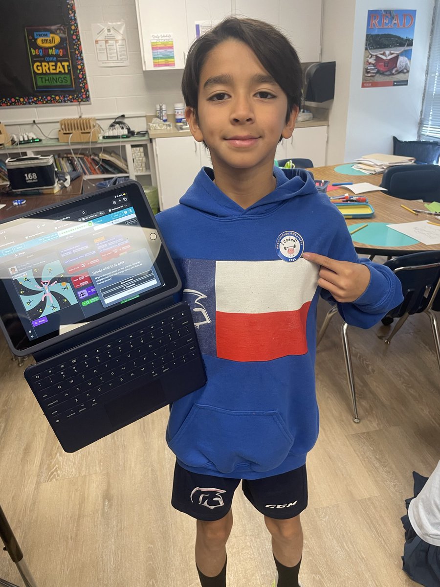 theccelibrary's tweet image. We are kicking off the #HourofCode #HourofAI  with @codeorg and our 6th graders at CCE! ✨🧠
@canyoncreekrisd 

#librariesinRISD #RISDDreamBig #RISDInsider