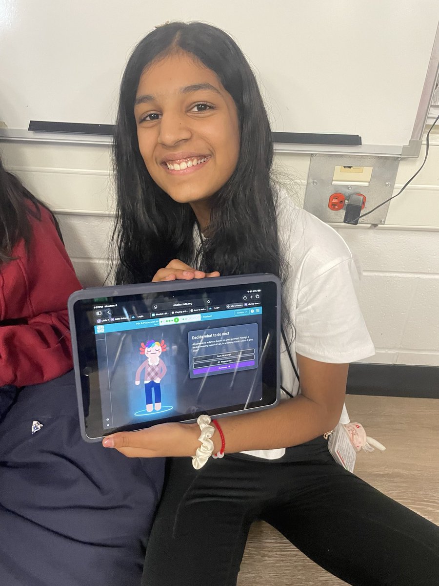 theccelibrary's tweet image. We are kicking off the #HourofCode #HourofAI  with @codeorg and our 6th graders at CCE! ✨🧠
@canyoncreekrisd 

#librariesinRISD #RISDDreamBig #RISDInsider