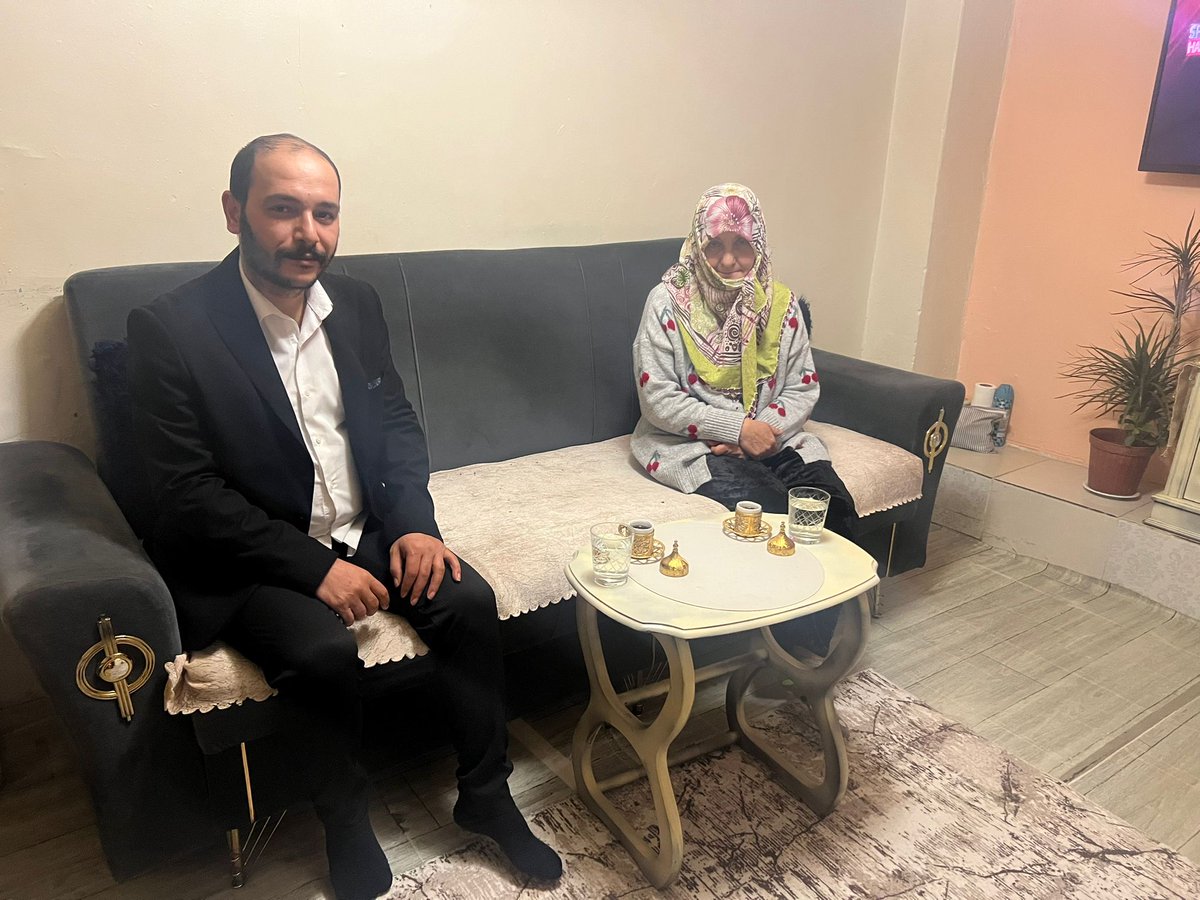 Genel Başkanımız Sayın Devlet Bahçeli Beyin Talimatları ile “#HayırlıGünlerKomşum” ve “#DerdinDerdimizdir” Ziyaretleri Kapsamında, Fatih/Kocamustafapaşa Mahallemizde ki Hatice Annemizi; 

Kocamustafapaşa Mahalle Başkanımız Sn. <a href="/SALHSADE631/">SALİH SADE 63</a> Ziyaret Etmiştir. 

Değerli Annemize