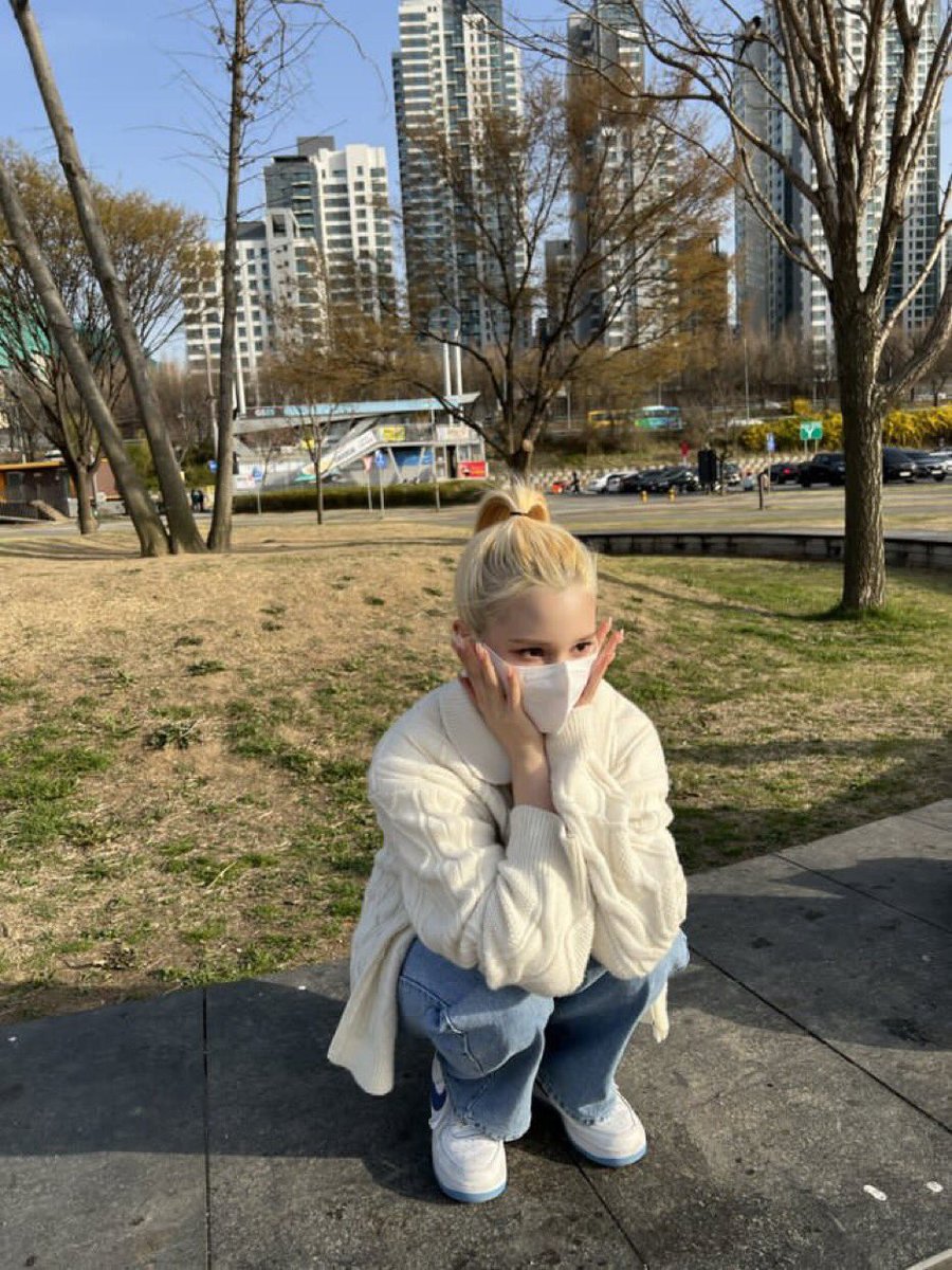𝐠ōss𝕚p’s ★࿔ 一系不 tweet media