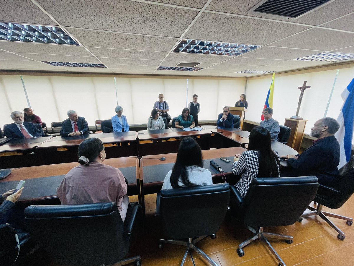 Este lunes #8dic se firma el Memorando de Entendimiento entre el Programa de las Naciones Unidas para el Desarrollo (PNUD) y la Universidad Católica Andrés Bello #UCAB.

📍Salón del Consejo Universitario.