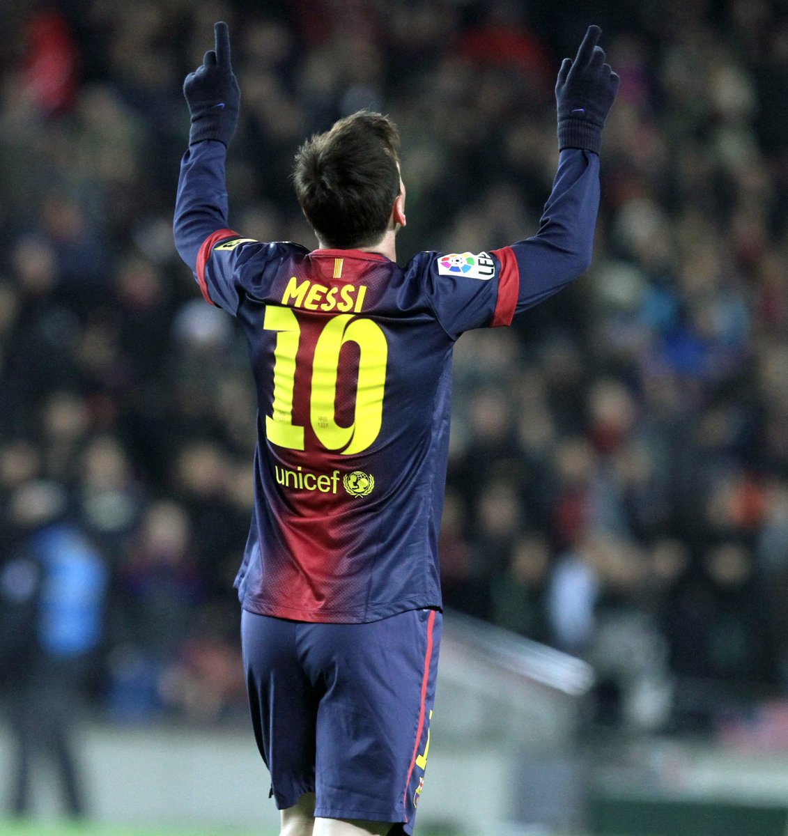 📅 On this day, 13 years ago, Lionel Messi broke Gerd Müller's record by scoring 86 goals in the calendar year. 🤯 

The GOAT went onto score 91 goals in total in 2012. 🐐 

🗣️ Xavi Hernández: “What Leo did in 2012 will never be repeated. He is the best player in the history of