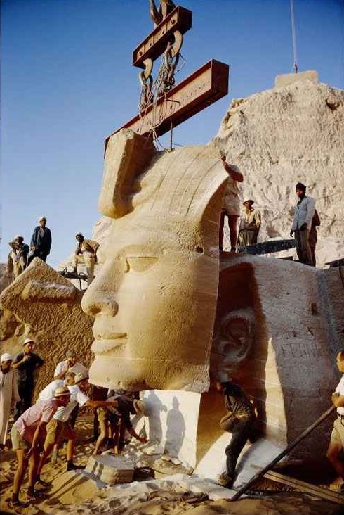 The process of dismantling and reassembly of the Abu Simbel Temple because of rising Nile river during the 1960s.

#ancientegypt #abusimbel #temple #aswan