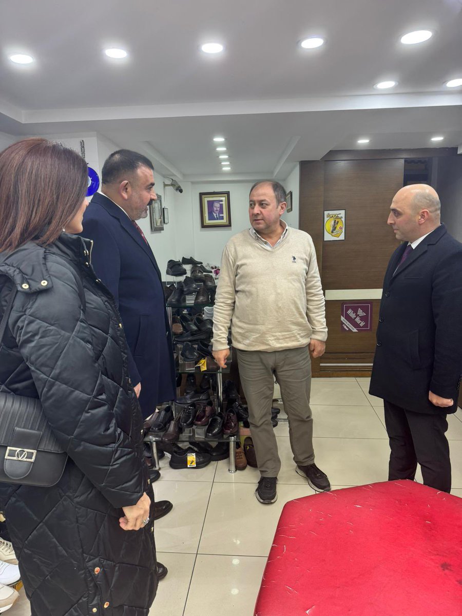 Genel Başkanımız Sayın Devlet Bahçeli’nin talimatları ile “#HayırlıGünlerKomşum” ve “#DerdinDerdimizdir” ziyaretleri kapsamında, Zeytinburnu 58. Bulvar’da Zeytinburnu İlçe Başkanımız <a href="/habip_kpcglu/">Habip Kapıcıoğlu</a> ve KAÇEP Başkanı Hülya Yürükel ile #EsnafZiyaretleri gerçekleştirdik.

Kıymetli