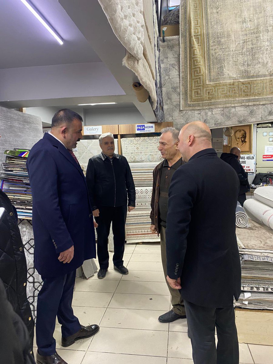 Genel Başkanımız Sayın Devlet Bahçeli’nin talimatları ile “#HayırlıGünlerKomşum” ve “#DerdinDerdimizdir” ziyaretleri kapsamında, Zeytinburnu 58. Bulvar’da Zeytinburnu İlçe Başkanımız <a href="/habip_kpcglu/">Habip Kapıcıoğlu</a> ve KAÇEP Başkanı Hülya Yürükel ile #EsnafZiyaretleri gerçekleştirdik.

Kıymetli