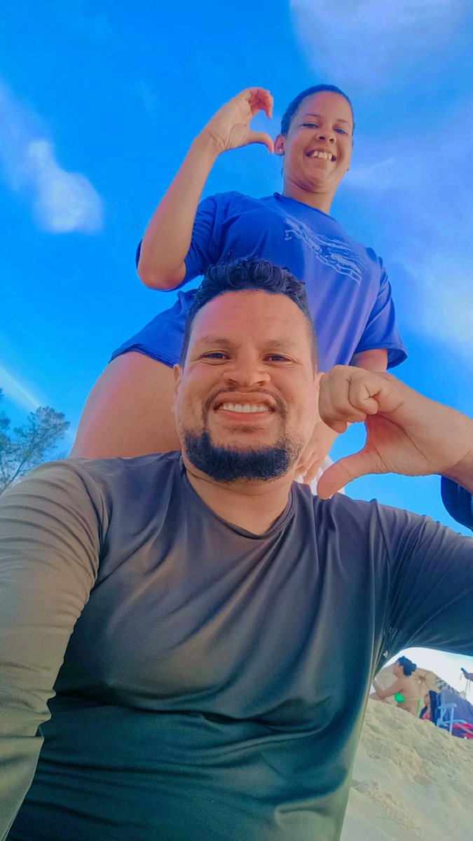 AdrianoNev10018's tweet photo. Com você qualquer lugar é perfeito ❤️ 
@ThamyRamoos13 https://t.co/RxowD4WkLg