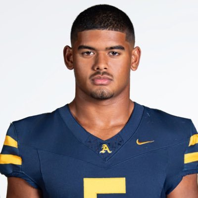 SOUTH FLORIDA HIGH SCHOOL SPORTS RADIO SHOW TONIGHT (6-8) ON <a href="/1043wqam/">104.3 WQAM</a> <a href="/UHealthSports/">Sports Med Institute</a> - As St. Thomas Aquinas plays for a 7th straight state title, one of the key figures is Army commit Phillip Goodrich. He talks Raiders at 7:25. <a href="/PhillipGoodrich/">Phillip Goodrich Jr.</a> <a href="/STA_Football/">Aquinas Football</a> <a href="/CoachHarriott/">Roger Harriott</a>