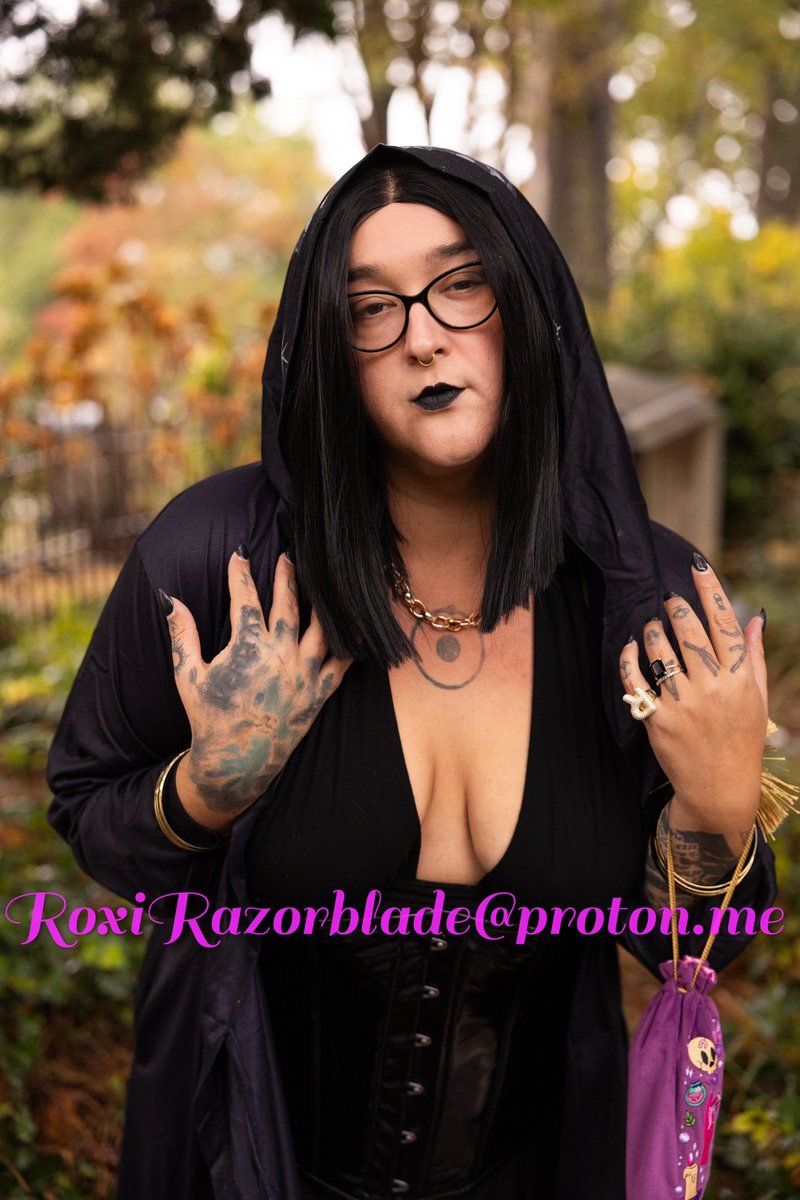 Princess Roxi Razorblade: Atl Bratty Domme tweet media