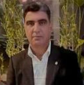 ghsoltani48's tweet photo. امروز بعد ربع قرن دوستی وبرادری بافرزندان شهیدسرافرازشهباز علیکردی دردیار سربداران جای خالی خسروعلیکردی دردومین روز خاکسپاری اوبرایم سخت بودباجواد  وسایر خانواده شهیدعلیکردی برمزار اوحاضر شدیم چه رنج آور بود بیهوش شدن همسر شهید که از کودکی زحمت فرزندان شهید بردوشش بوده است https://t.co/nE7DQBHVBZ