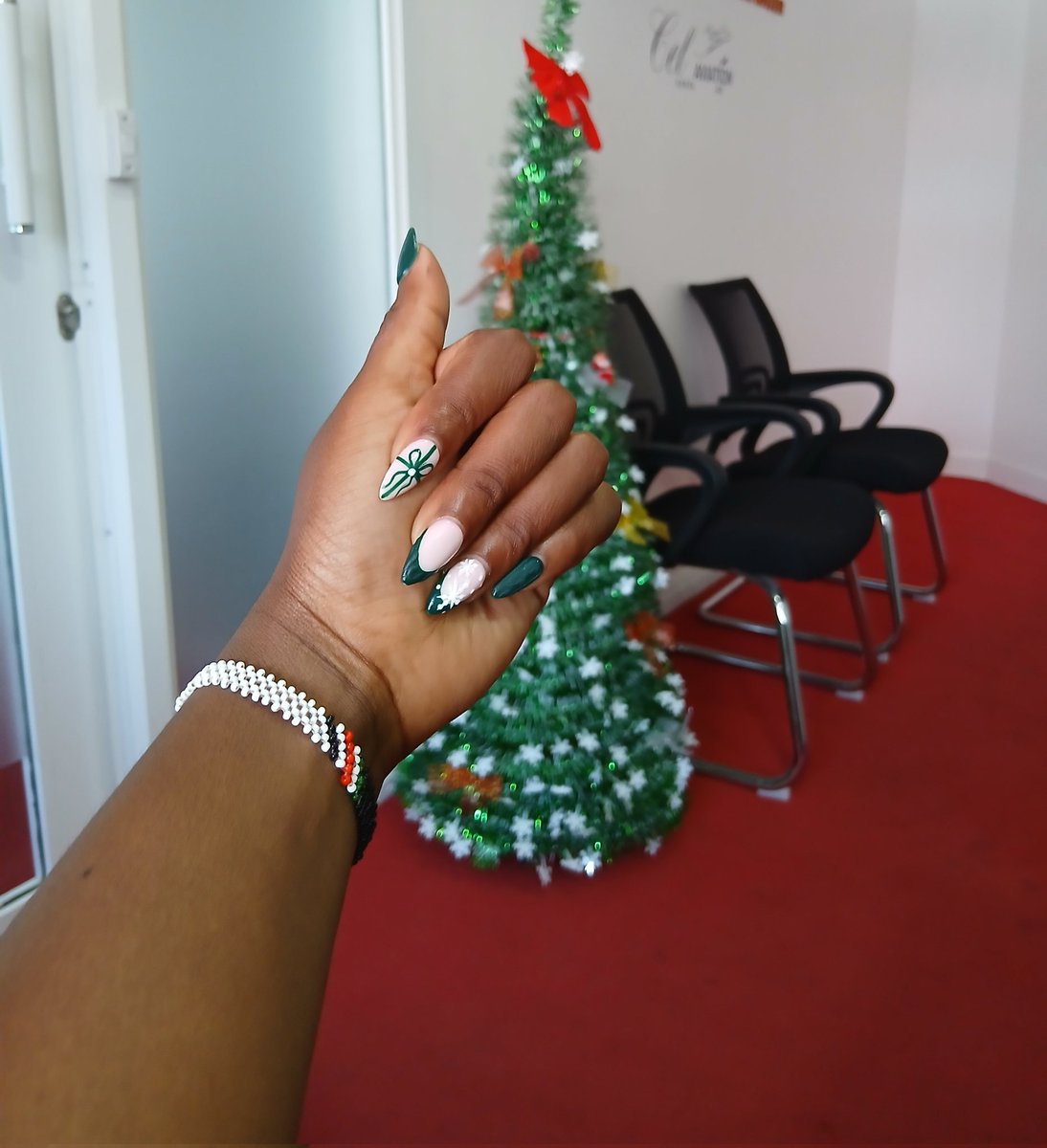 mishells__'s tweet image. ☃️