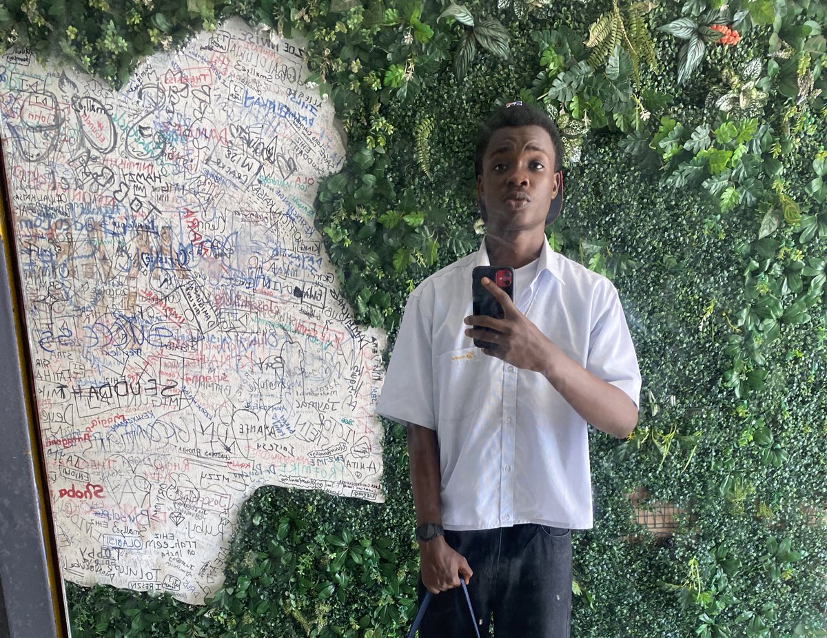 jacksonwebdev's tweet image. A little reintroduction 👋
I’m Jackson, a full-stack developer building digital products for brands that want to scale.
From websites to mobile apps, fintech tools, and real-estate platforms.
I mainly talk about tech, projects I’m building, and my dev journey.
Happy to have you!