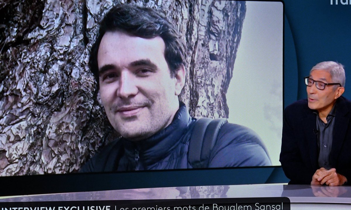 🏴 Zidane, Drogba, des légendes de l’Équipe de France des épopées 2018 et 2022 ? Tous muets. 

Emmanuel Macron ? Il n’a jamais été à l’aise avec le dossier. La compagne de Christophe Gleizes a même dû l’alpaguer lors d’un déplacement à Lourdes en juillet pour obtenir un semblant