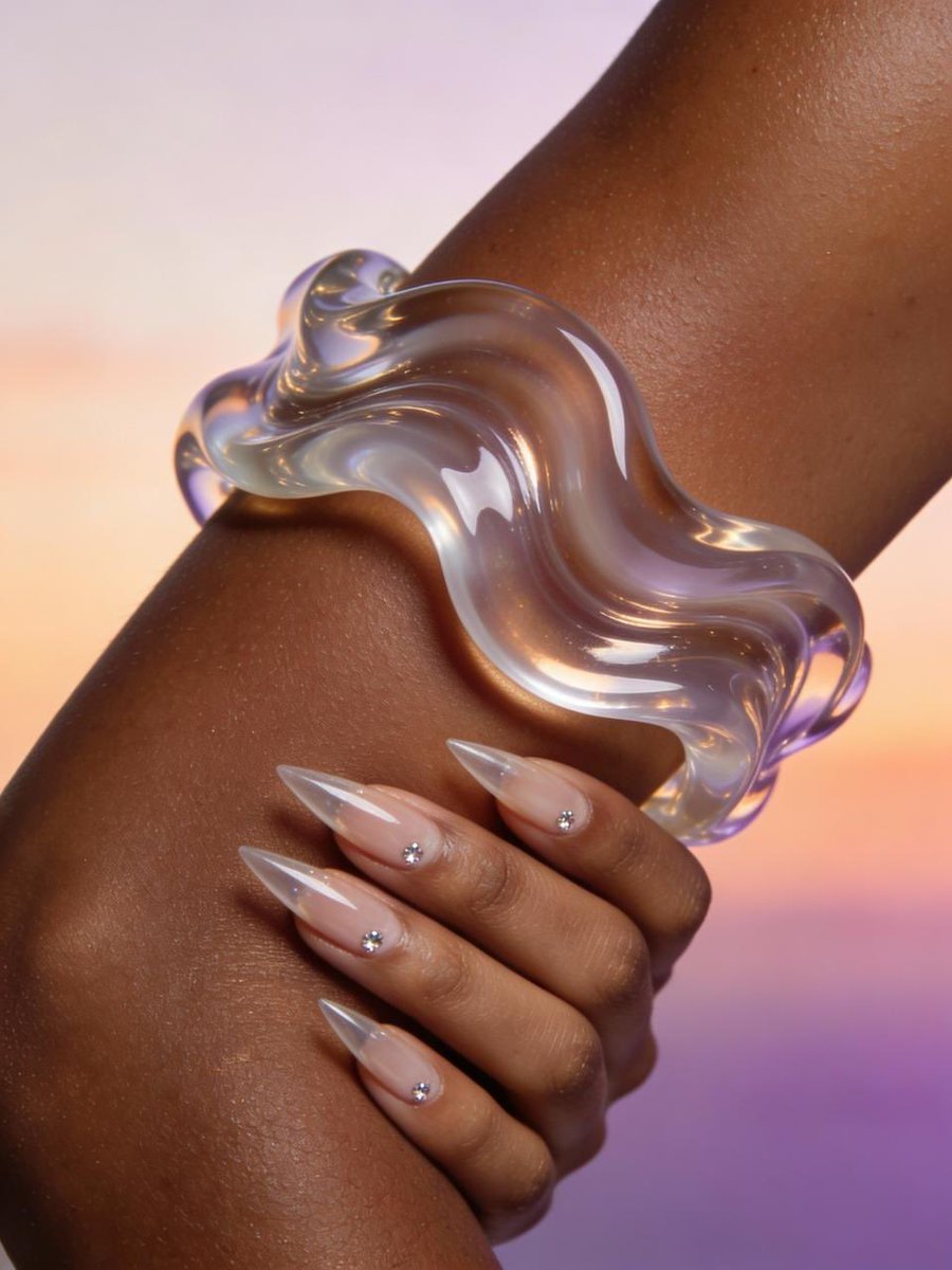 REFRACT /001

GM! Daily exploration.