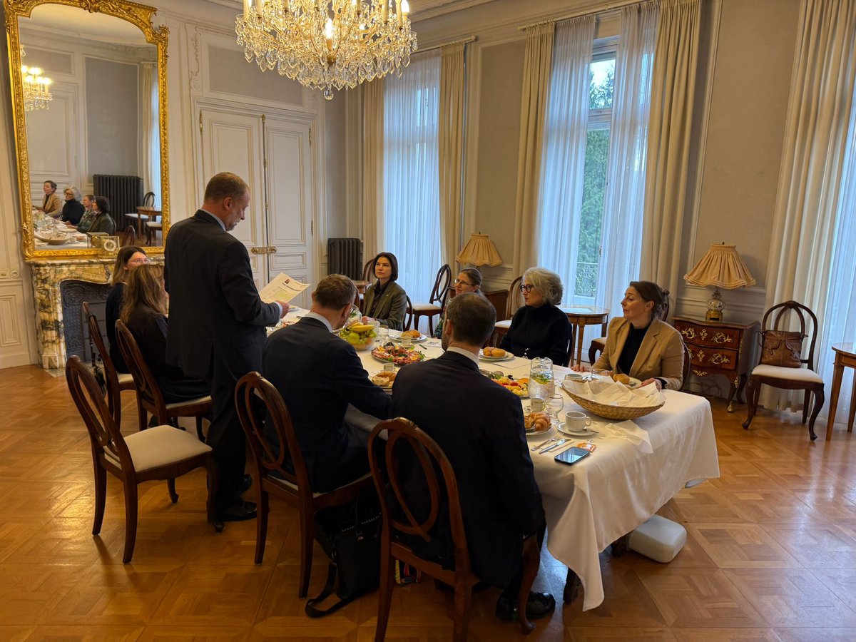 Czech Embassy Bern tweet media