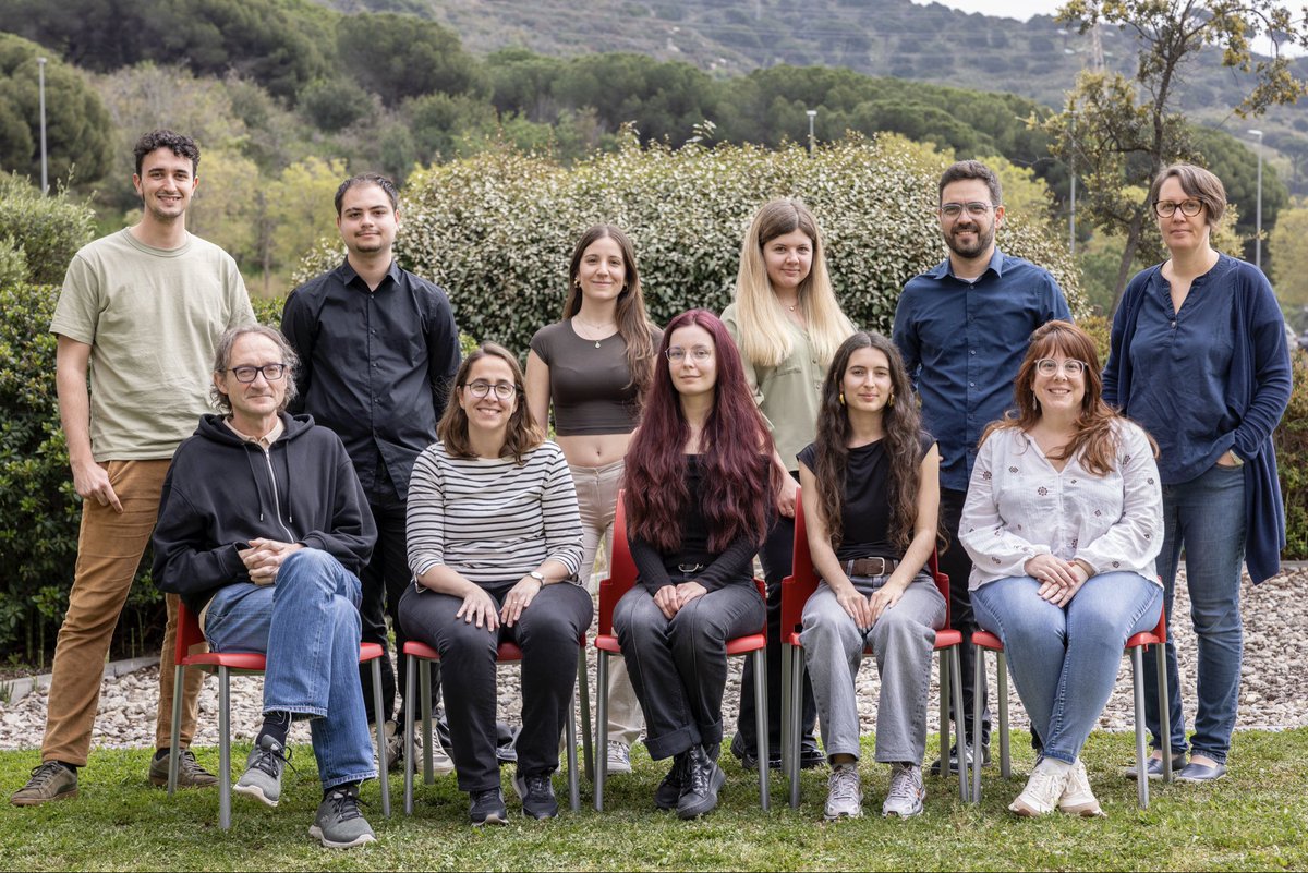 One & a Half LabGroup tweet media