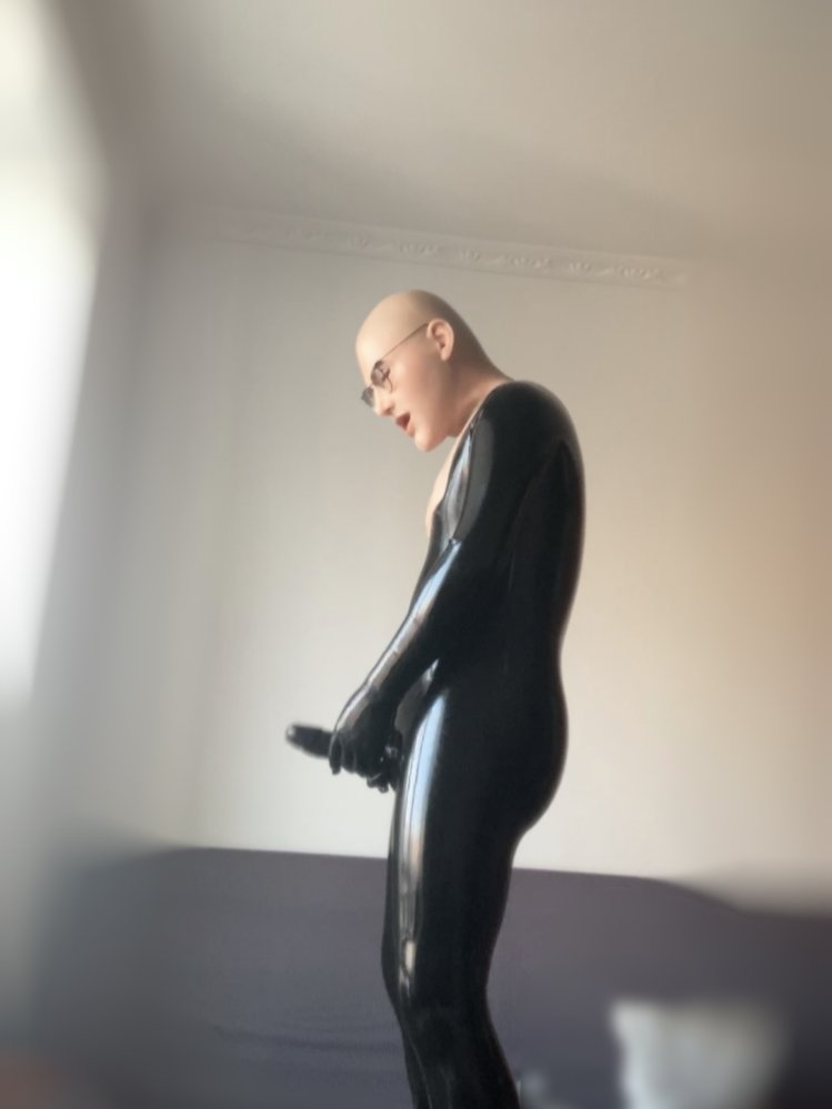 图片仅供参考具体以实物为准😋（积极真的没这么大😌只是假积极（背景有点乱，就虚化吧。拿了一堆出来也没玩😢