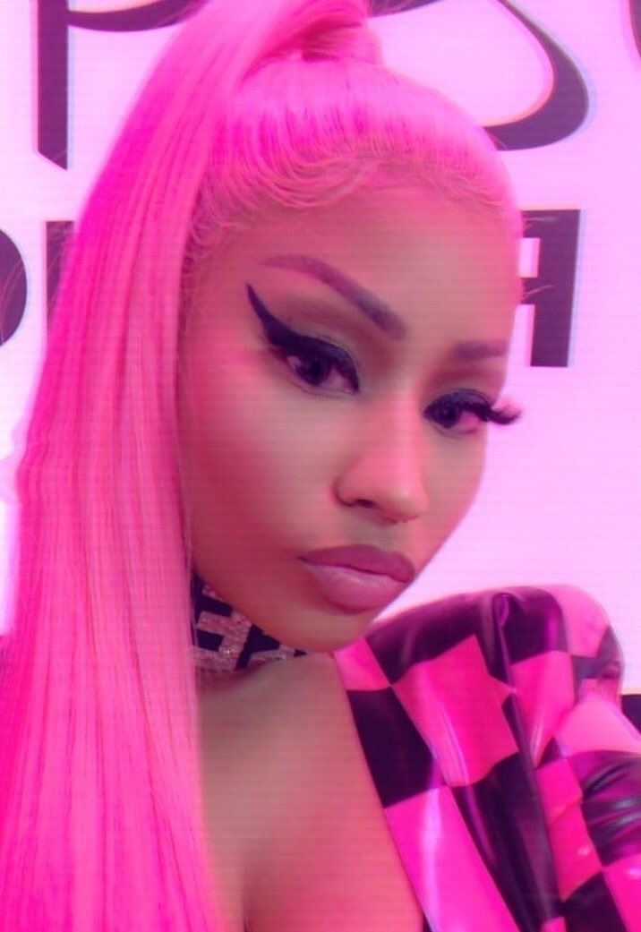 Hourly Minaj (@hourlynm) on Twitter photo 