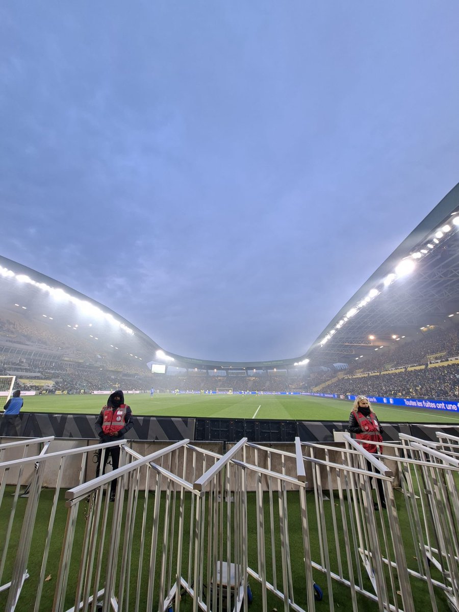 [Ligue 1] 15ème journée : FC Nantes 1-2 RC Lens
Une 15aine d’EC présents.
#lespritcanari #EC02 #nantes #naoned #FCNRCL