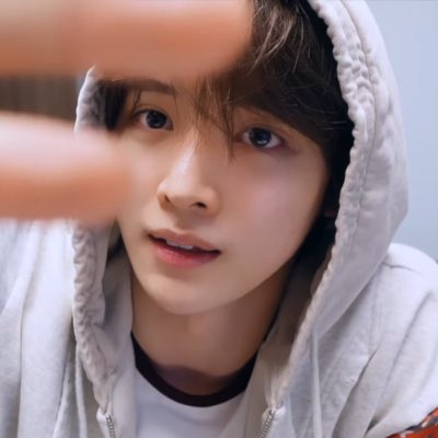 อยากพาทุกคนไปทะเล จะได้ยินคำว่า ซู่ซู่
# NewProfilePic