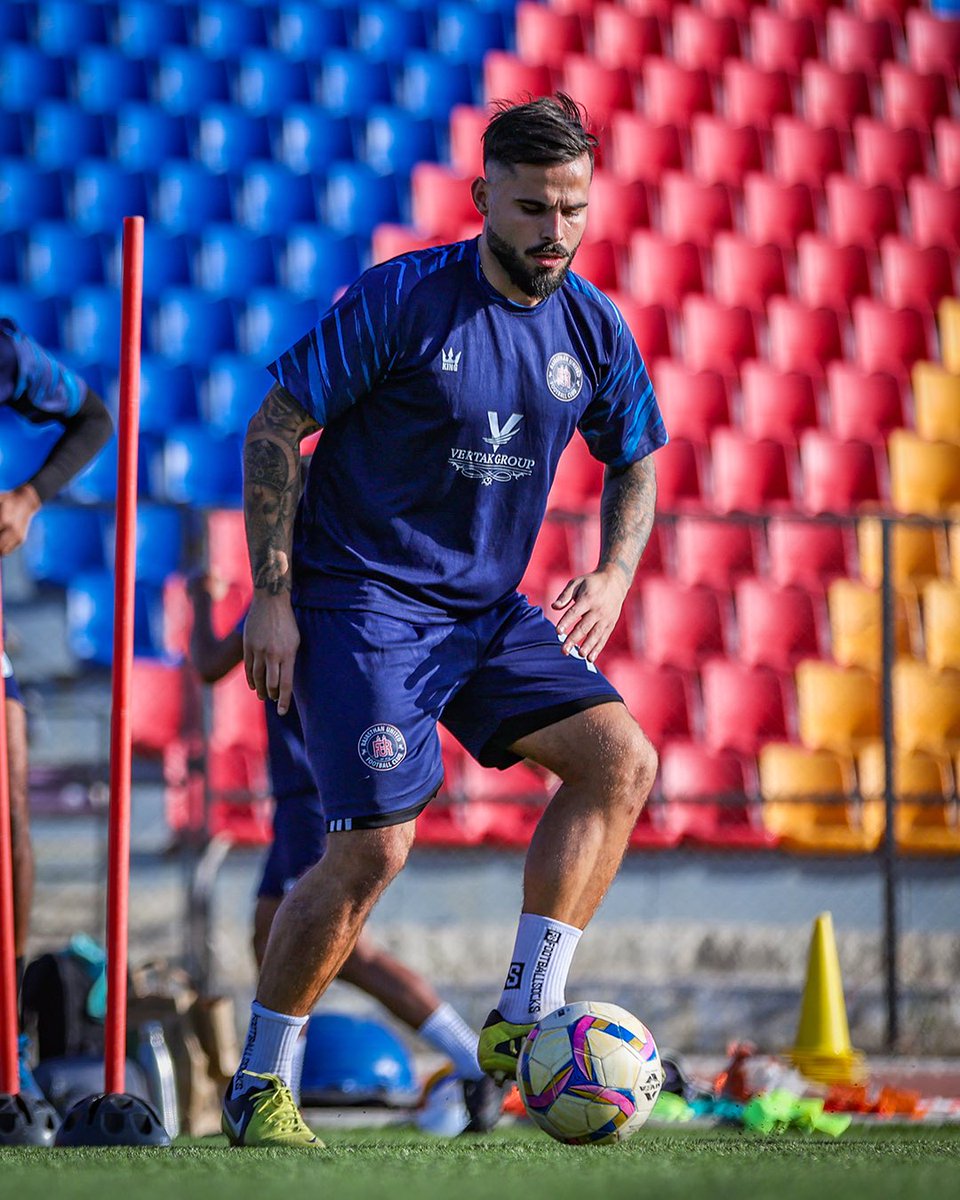 RajasthanUnited's tweet image. Evening rhythm.🦵⚽🎵

#eveningsession #desertwarriors