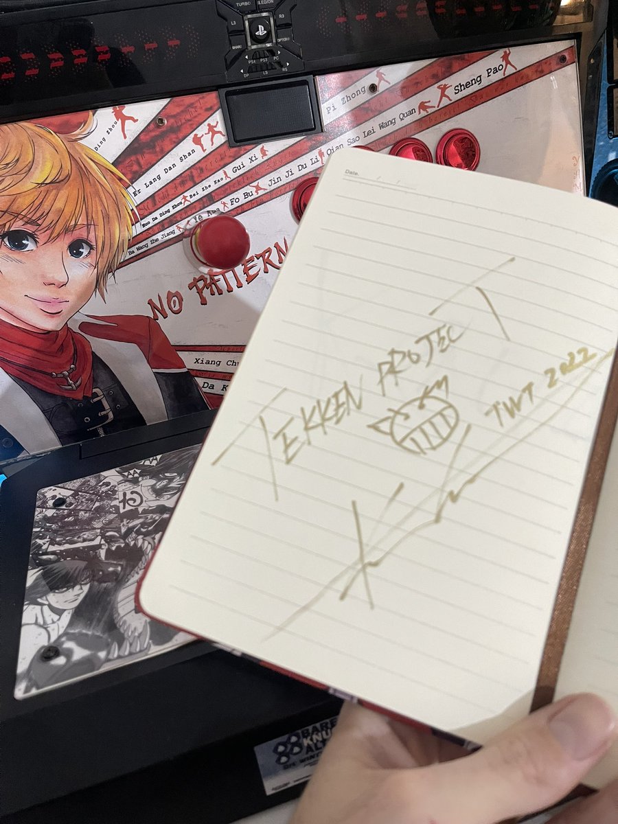 Absolute legend, revolutionizing the scene whiles always staying connected to the people and taking the time to talk to / get involved with the community
Even took his time to talk and give an autograph to a scrub dressed as Leo

Much love Harada-San, your art gave people so much