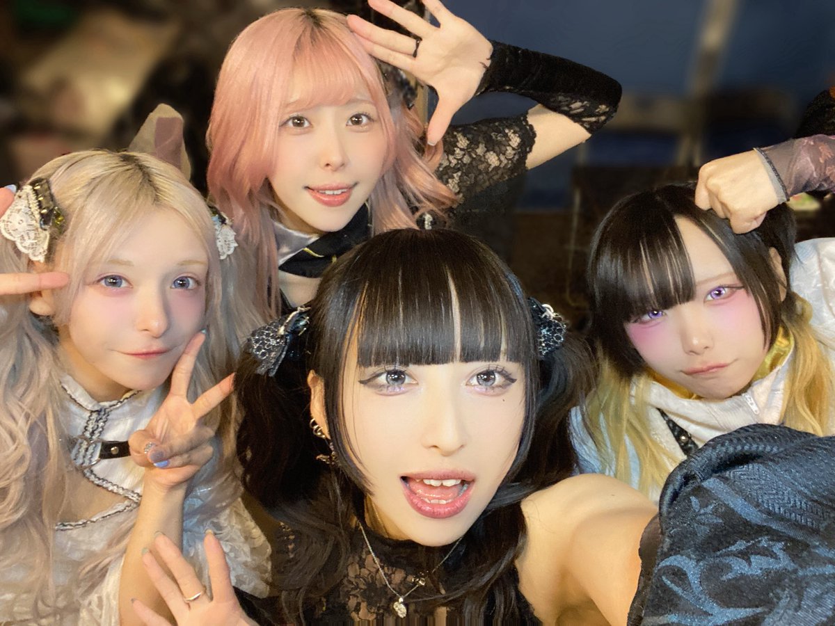 TOKYOてふてふ 神狩こはく世會 チェキ 神狩こはく世會 (@tftf_k_sekai) / Posts / X