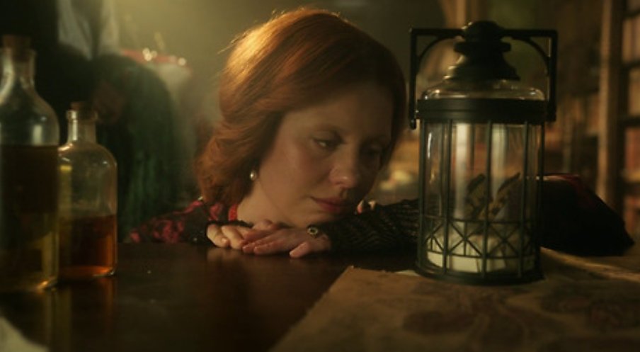 chuckyskn1fe's tweet image. the colors in guillermo del toro's frankenstein (2025)