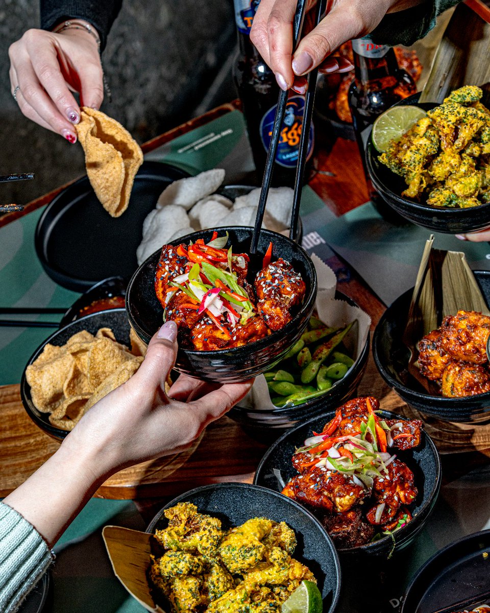 DestinationMK's tweet image. 😋🎄 COMPETITION 🎄😋
'Tis the season to FEAST...this week you could win a £50 voucher to spend at a selection of restaurants at @thehubmk 🍕🍹🍜🍗🍷

To ENTER just RT, competition closes 8pm 14.12.26, running on our other socials - head to Instagram &amp;amp; X for additional entries!