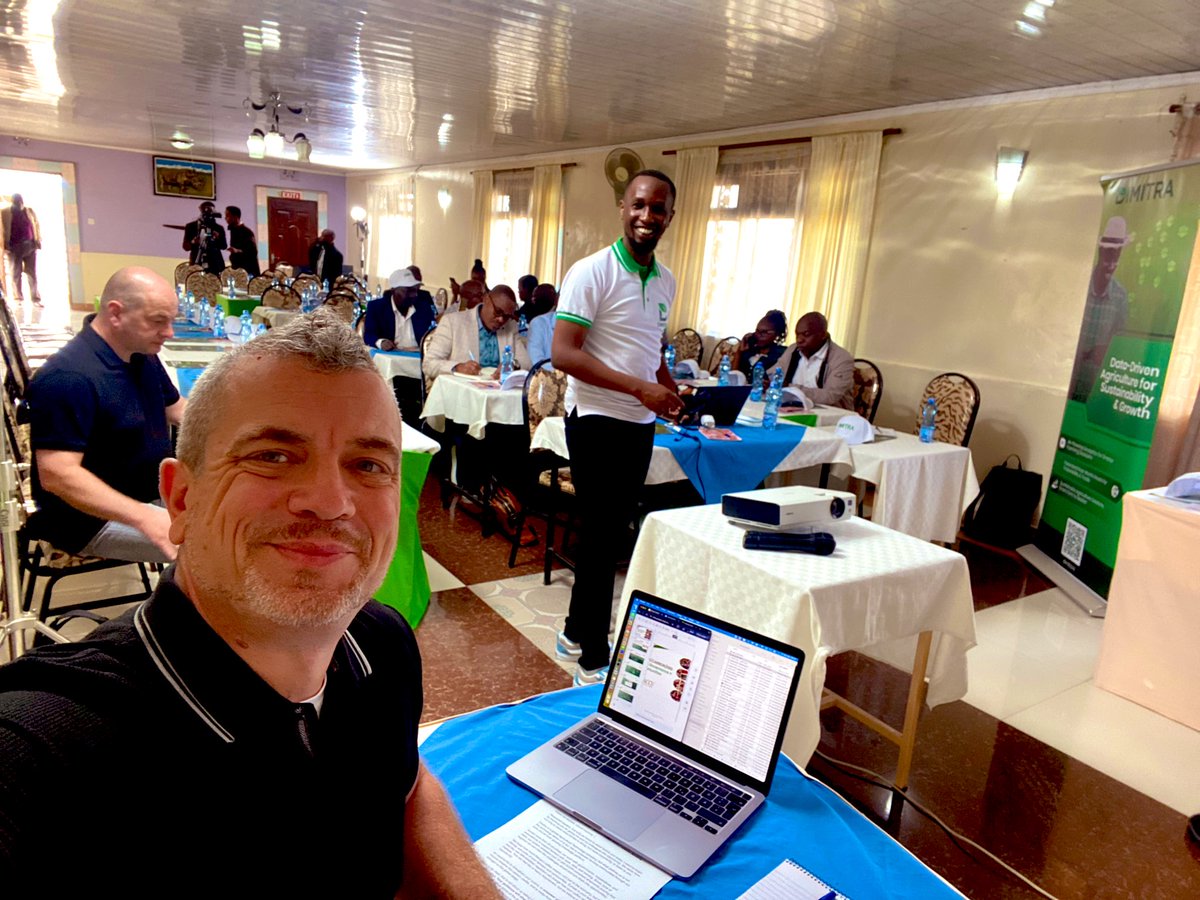 DimitraAndreas tweet media