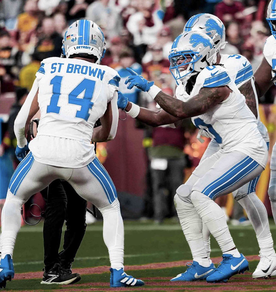 the_det_times's tweet image. RETWEET TO VOTE 🔄

Jared Goff #ProBowlVote     
Jahmyr Gibbs #ProBowlVote     
Amon-Ra St. Brown #ProBowlVote     
Penei Sewell #ProBowlVote     
Aidan Hutchinson #ProBowlVote     
Jack Campbell #ProBowlVote     
Jack Fox #ProBowlVote