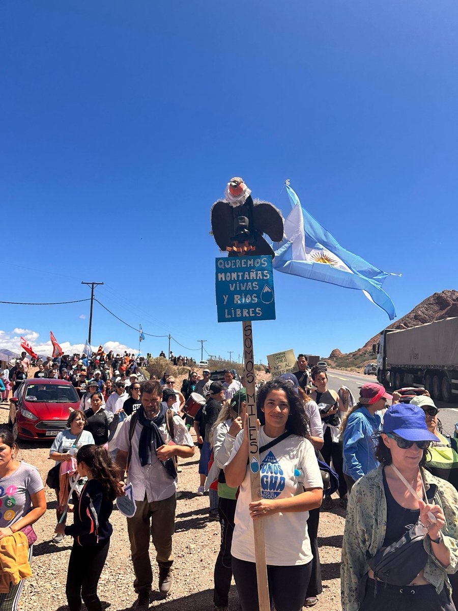 myriambregman's tweet image. En #Mendoza el agua se defiende ✊🏻💧