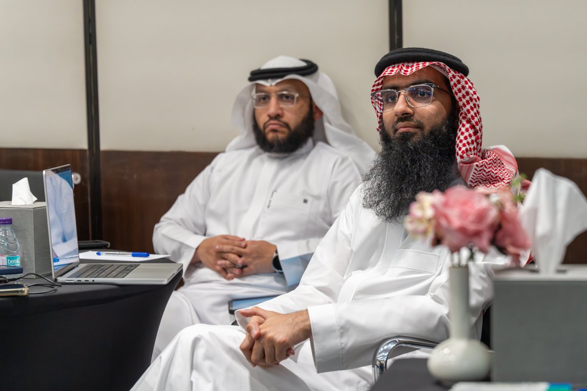 MaawardFRD's tweet photo. من العاصمة الرياض🇸🇦
انطلقت أمس المرحلةُ الثانية من برنامج "وَارد"
لاعتِمادِ مستشاري تأسيس وحدات تنمية الموارد المالية.

#وارد | #تنمية_الموارد_المالية | #القطاع_غير_الربحي https://t.co/heulkwrV5w
