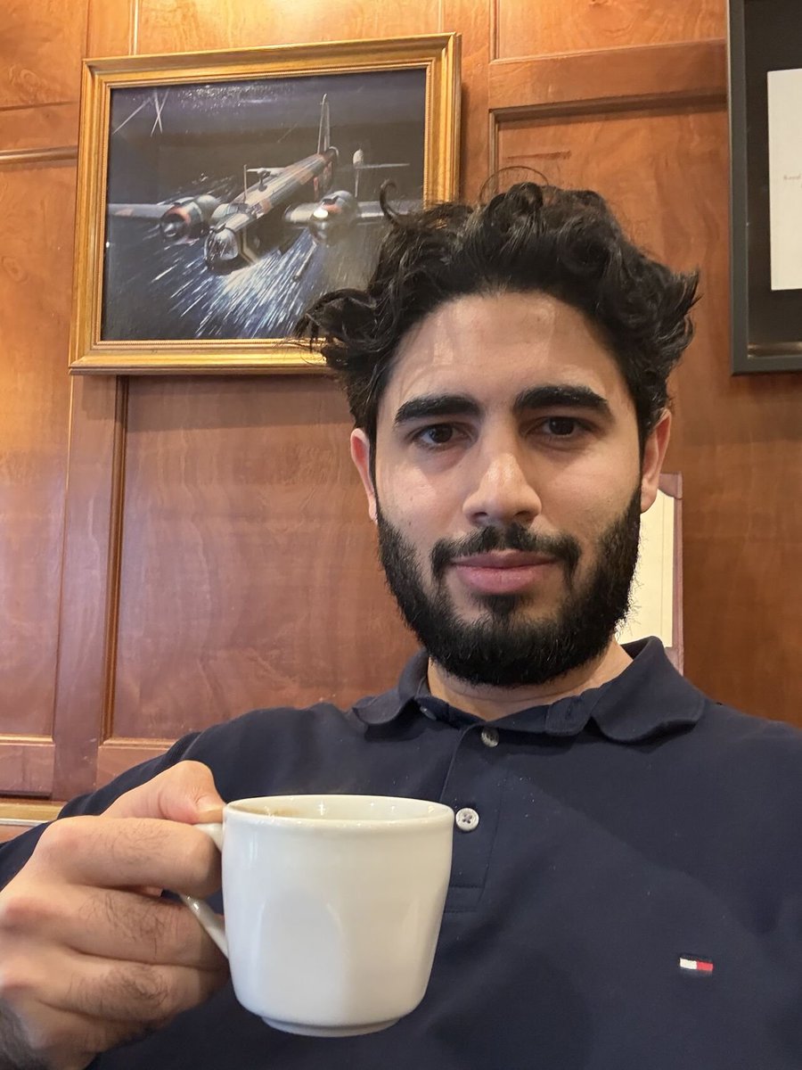 In an ideal world, I should only be doing one of two things:

1. What I’m great at and enjoy doing, something which creates value for others, and for which I am financially rewarded. Being totally immersed in it.
For me that’s writing and teaching. 

2. Unplugging completely from