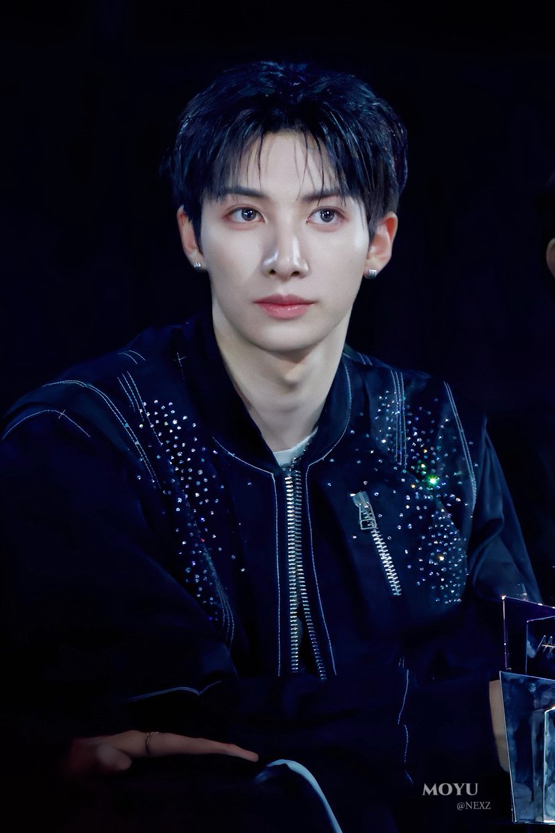 20251206 AAA in Kaohsiung 🐈‍⬛HQ #NEXZ #넥스지 #ネクスジ #YU