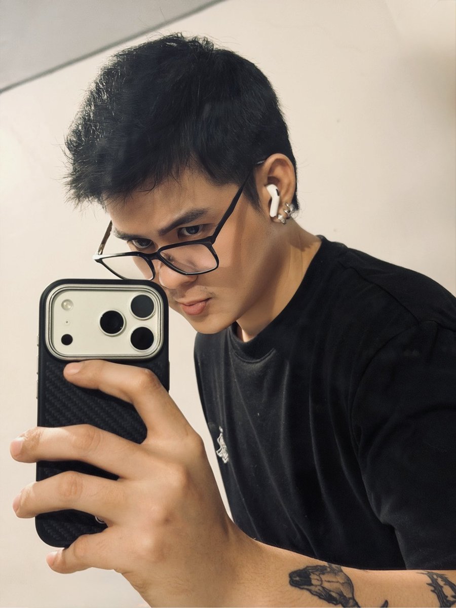 RYE DE JESUS tweet media