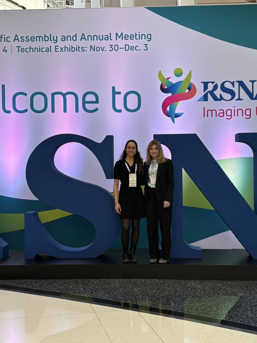 vmarulandac10's tweet image. #RSNA2025 was a dream come true. Two oral presentations and endless gratitude to @WCMRadiology @MolecularWCM and my amazing mentors — Joseph R. Osborne @LaurenGroner @jana_ivanidze and the whole team at @WeillCornell. 
First of many ✨
@RSNA 
#Radiology #FutureRadRes