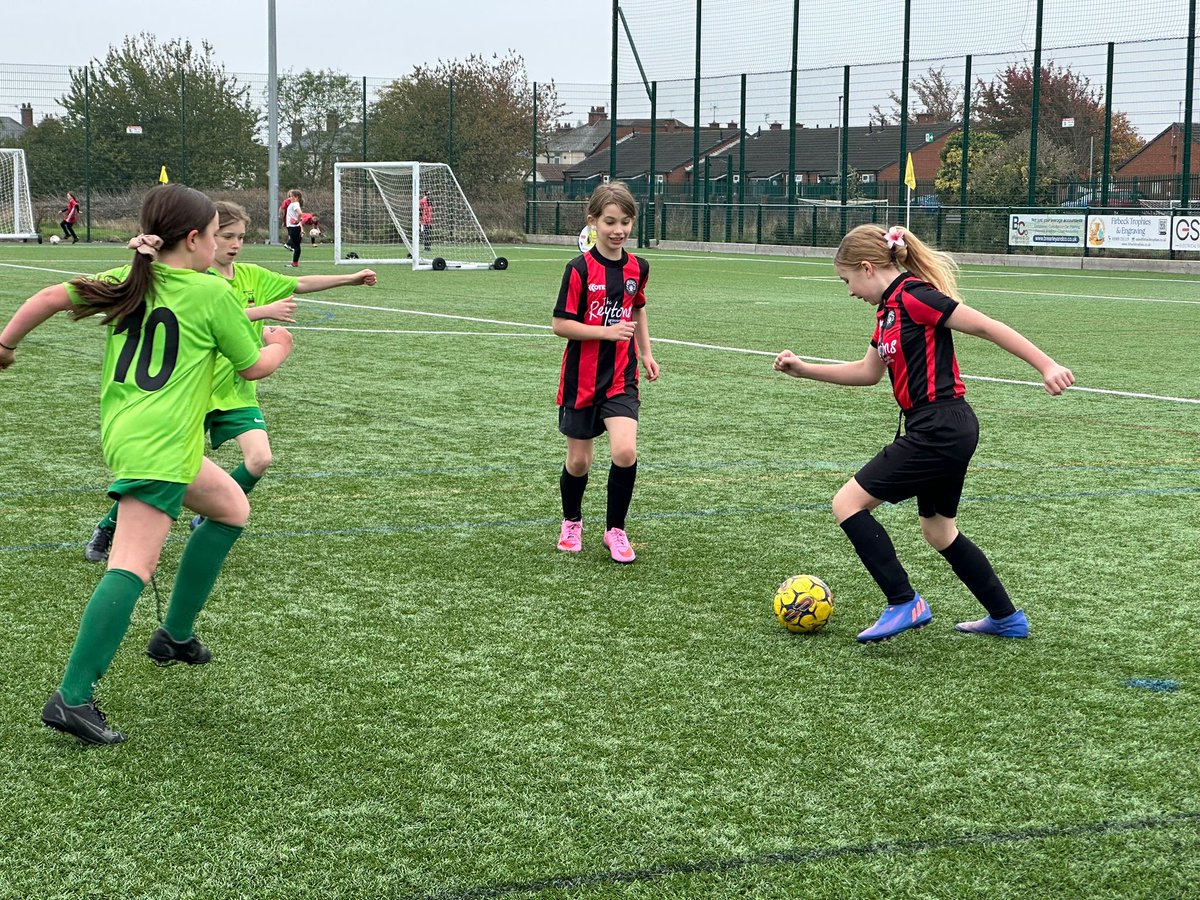 CYP | Premier League Primary Stars Girls Cup Winners: Waverley Junior Academy! 🏆

Throwback to a fantastic day at Dinnington Resource Centre as 24 teams and 190+ Year 5/6 girls delivered an incredible 136 goals in this year’s Girls Cup! ⚽✨

With four competitive groups,