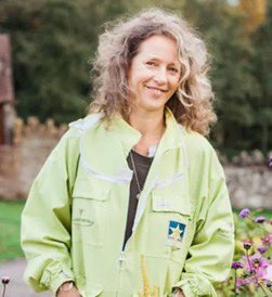 Scotbeekeepers's tweet image. ⏰One Day Left⏰
To register for our #beekeeping #webinar tomorrow night. We welcome Paula Carnell &amp;amp; she’ll be chatting about her Bee Project on the Cocos Keeling Island
To book ⬇️
tickettailor.com/events/sba/196…

#scottishbeekeepers #honeybee #beekeeper #knowledgeshare