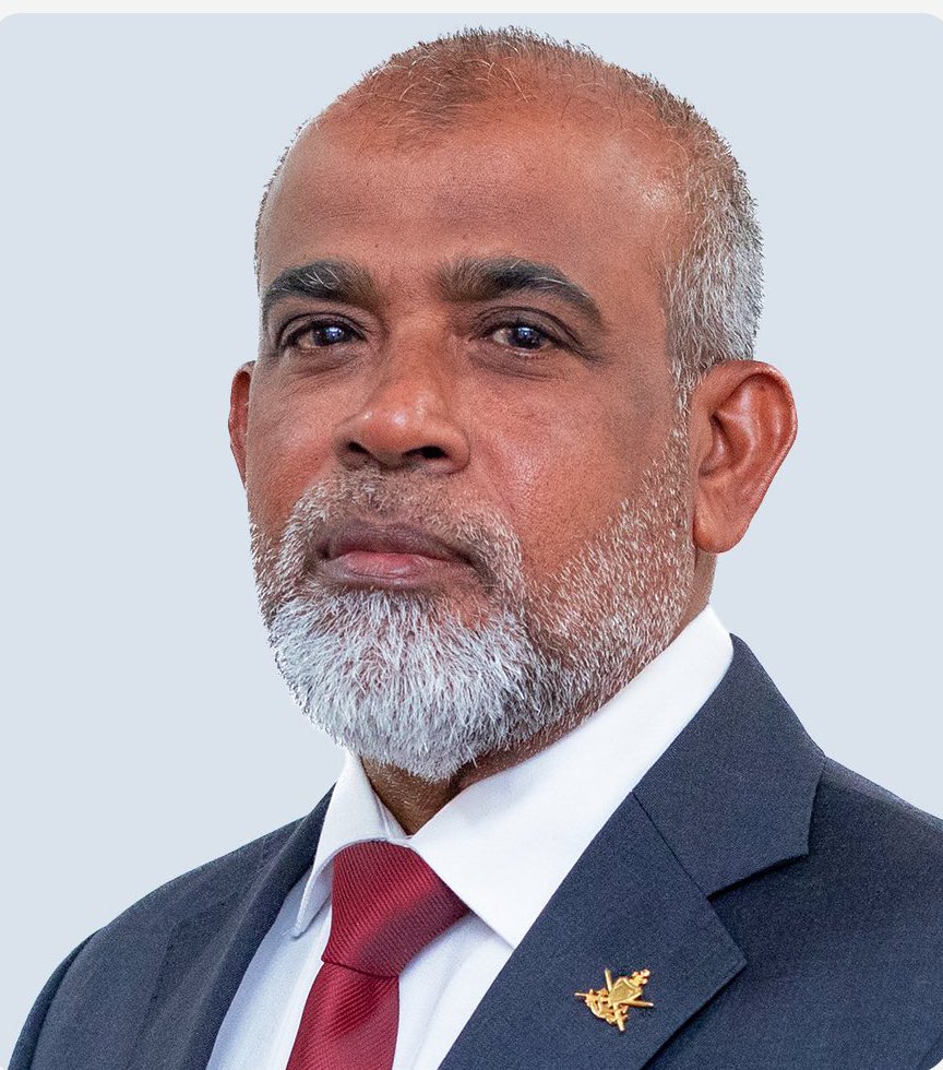 HDC Zuhair has taken 1 million MVR from a Male’ gang. I’ll post the details soon.