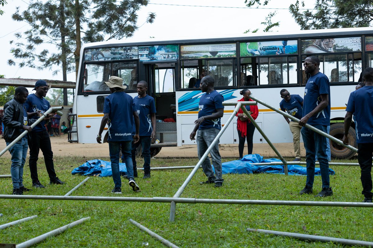 Destadia's tweet image. Team work makes the dream work✨️

Huge shoutout to everyone who showed up in all ways possible for Deserving Hope Phase V.
Your efforts equals BIG IMPACT!!
🙏 Thanks for making it a success.
Indeed #RotaryEyamba 

#DetadiaPR
#DeservingHopePhaseV