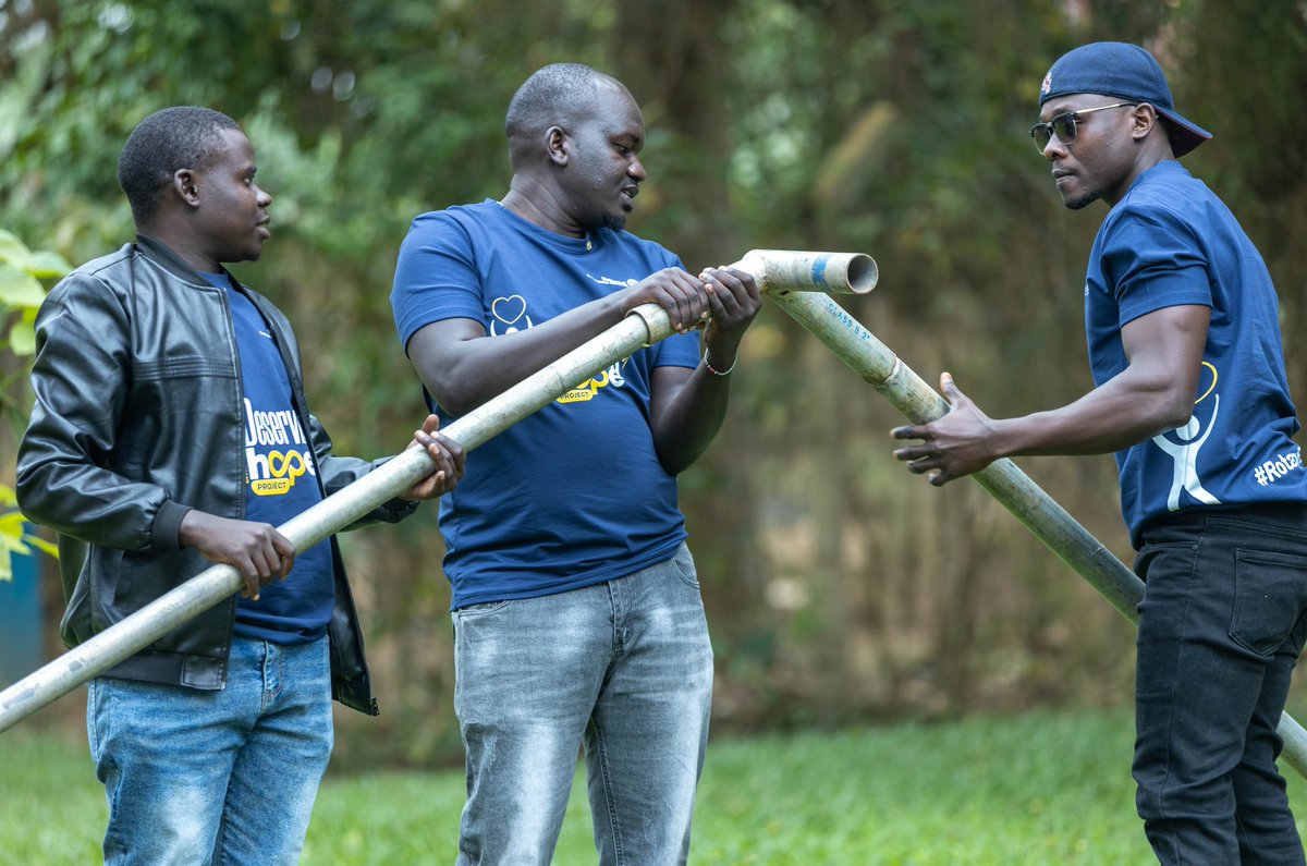 Destadia's tweet image. Team work makes the dream work✨️

Huge shoutout to everyone who showed up in all ways possible for Deserving Hope Phase V.
Your efforts equals BIG IMPACT!!
🙏 Thanks for making it a success.
Indeed #RotaryEyamba 

#DetadiaPR
#DeservingHopePhaseV