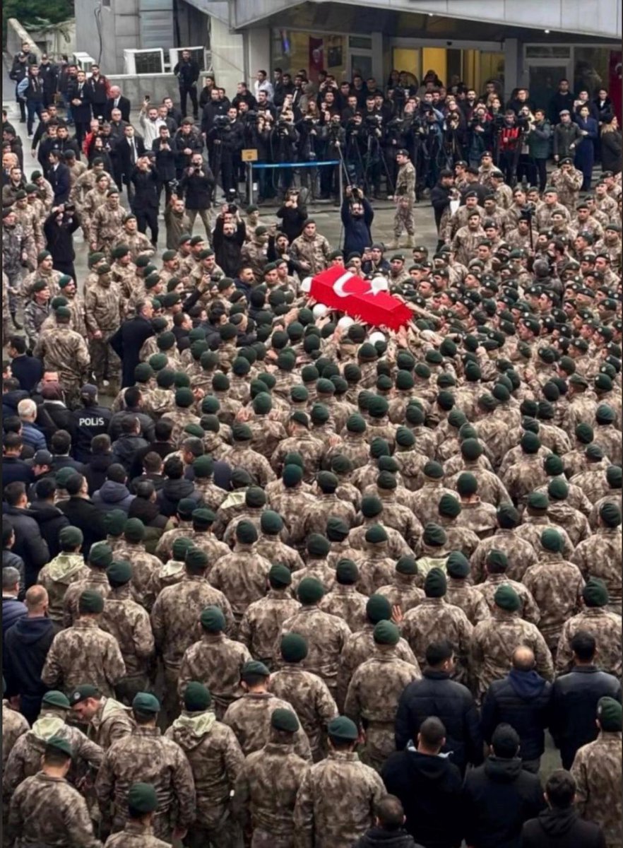 Dağ gibi yiğitleri toprağa verdik...