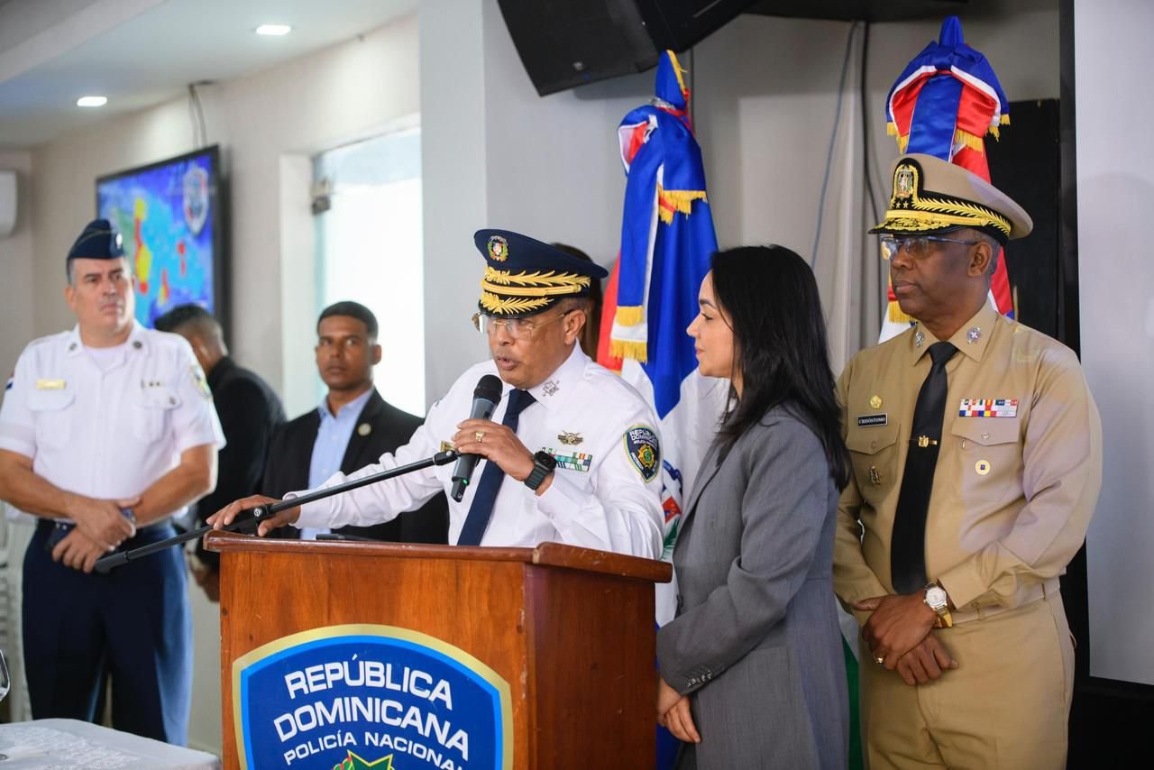 G7q VFYXsAAPezB?format=jpg&name=large